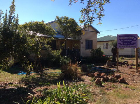 CupnSaucer Cottage - Holiday Adelaide 1