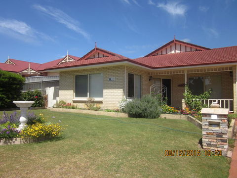 Cusack's Of Albany - Holiday Adelaide 2