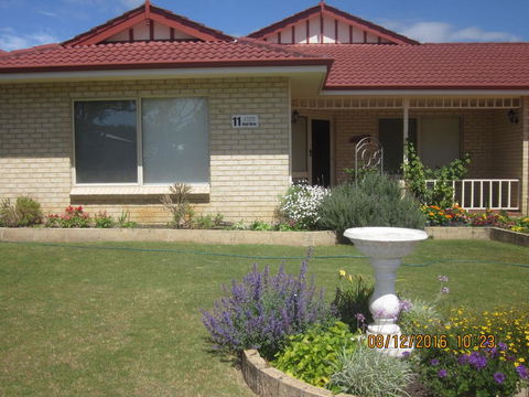 Cusack's Of Albany - Holiday Adelaide 0
