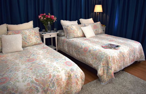 Cutmore Cottages - Bagala Bungalow - Holiday Adelaide 3