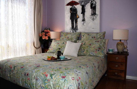 Cutmore Cottages - Bagala Bungalow - Holiday Adelaide 1