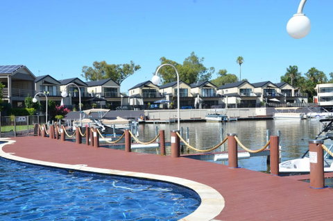 Cypress Townhouse 17 - Suite - Holiday Adelaide 3