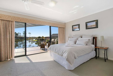 Cypress Townhouse 23 - Suite - Holiday Adelaide 2