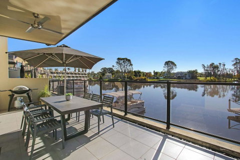 Cypress Townhouse 23 - Suite - Holiday Adelaide 0