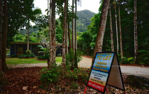 Daintree Rainforest Beach House - Holiday Adelaide 1