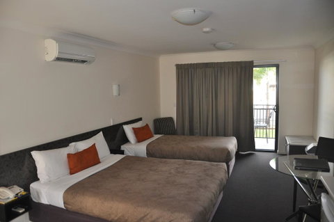Dalby Fairway Motor Inn - Holiday Adelaide 2