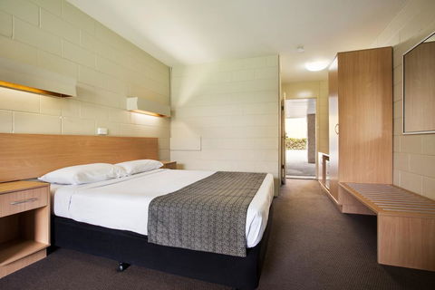 Dalrymple Hotel - Holiday Adelaide 1