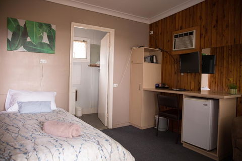 Darling River Motel - Holiday Adelaide 2
