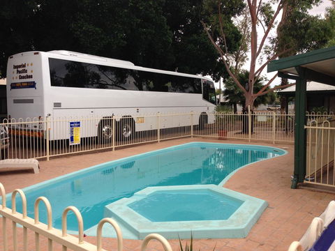 Darling River Motel - Holiday Adelaide 0