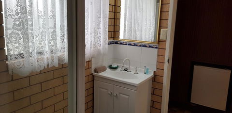 Darling River Motel - Holiday Adelaide 3