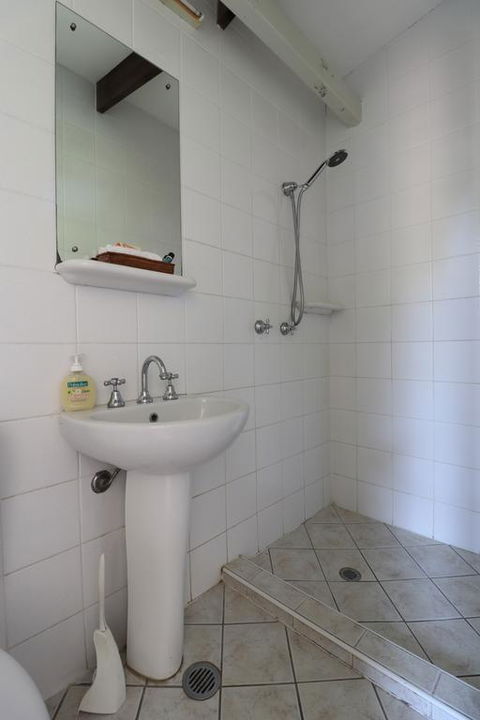 Darwin City B&B - Holiday Adelaide 1