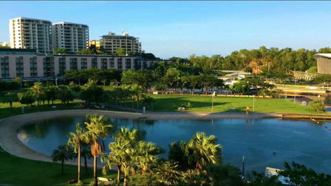Darwin Deluxe Apartments - Holiday Adelaide 0