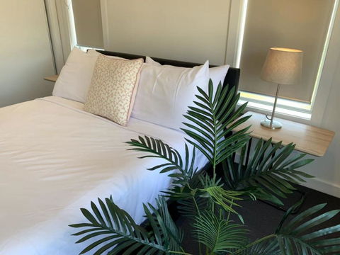 Delicate And Peaceful Bundoora Townhouse 12 - Holiday Adelaide 1