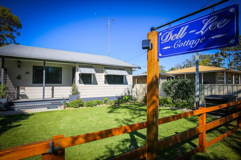 Dell-Lee Cottage - Holiday Adelaide 1