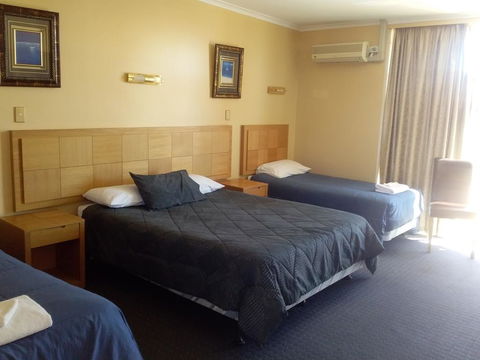 Desert Sand Motor Inn - Holiday Adelaide 1