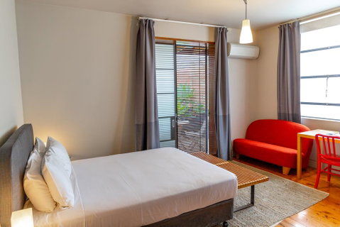 Dive Hotel - Holiday Adelaide 1