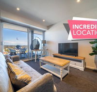 Divinity on Morphett - In the heart of the CBD - Free Wifi - Nespresso - Holiday Adelaide