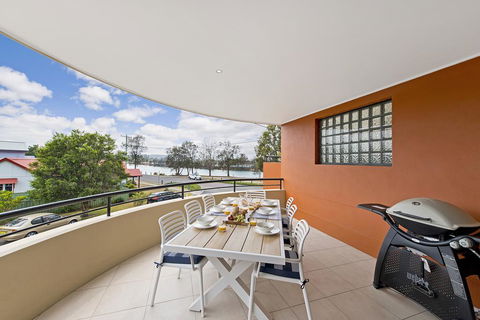 Dolphin Cove - Apt 5 - Holiday Adelaide 0