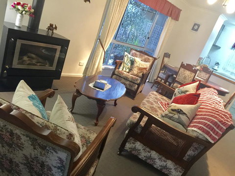 Donkey Tales Farm Cottages - Holiday Adelaide 2