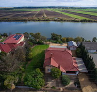 Doreen's - Holiday Adelaide