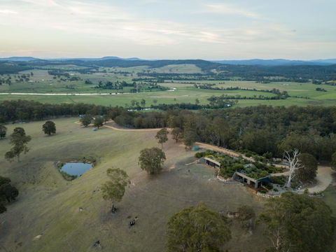 Down To Earth Farm Retreat - Holiday Adelaide 0