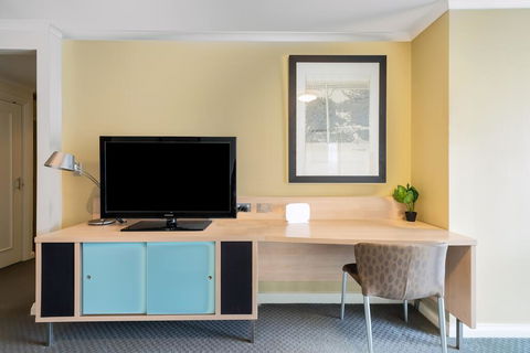 DREAM HARBOUR VIEW 2 BRM // GYM, POOL And PARKING - Holiday Adelaide 2