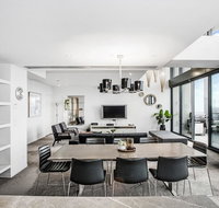 DreamHost at Dock 5 Sub-Penthouse - Holiday Adelaide