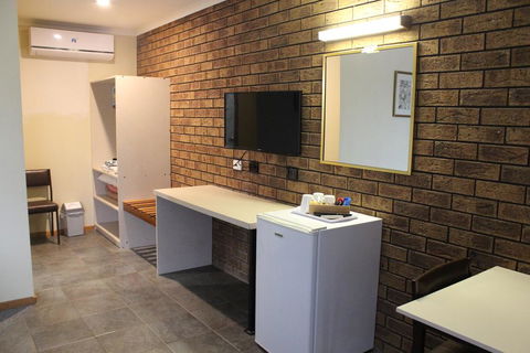 Dunolly Golden Triangle Motel - Holiday Adelaide 1