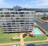 Ebbtide 2 - On Main Beach