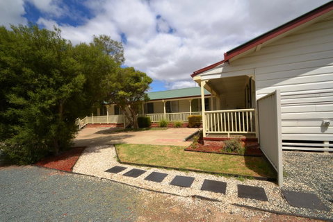 Echuca Holiday Units - Holiday Adelaide 0