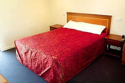 Echuca Motel - Holiday Adelaide 2