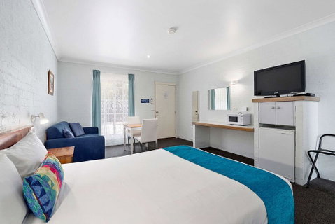 Econo Lodge Border Gateway Wodonga - Holiday Adelaide 1