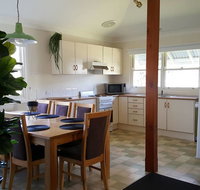 Edward Lane Apt3 - Holiday Adelaide