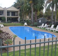 ELSINOR Townhouse 8 Mulwala - Holiday Adelaide