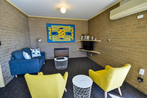 Emmanuel Holiday Apartment - Holiday Adelaide 2