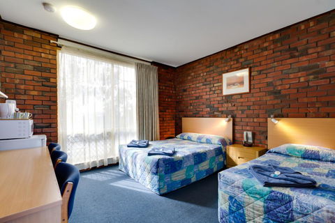 Enfield Motel - Holiday Adelaide 2