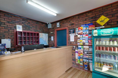 Enfield Motel - Holiday Adelaide 0