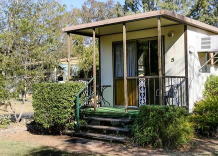 Esk Caravan Park & Rail Trail Motel - Holiday Adelaide 2