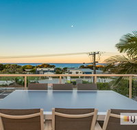 EXCLUSIVE OCEAN VIEW PENTHOUSE ON MARINE PARADE