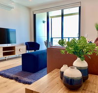 Exclusive Parkland Living Adelaide Central - Holiday Adelaide