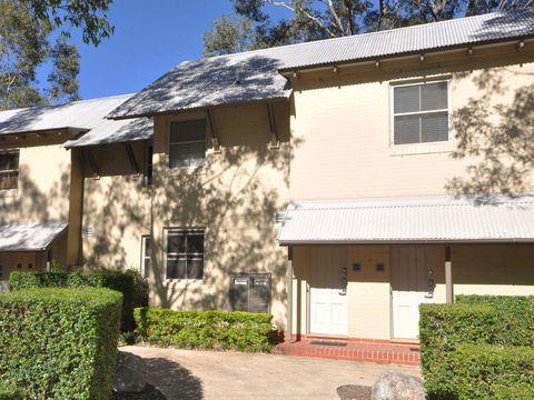 Executive 1 Bedroom Spa Villa Located Within Cypress Lakes Resort - Holiday Adelaide 3