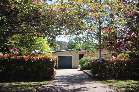 Fairways Close - Holiday Adelaide 2