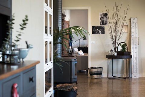 Farmer Smith Estate - Sunrise Retreat - Holiday Adelaide 0
