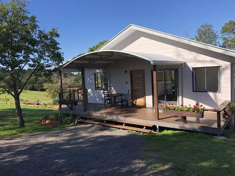 Flame Tree Chalet - Holiday Adelaide 0