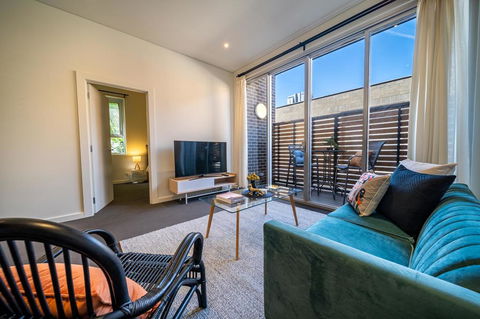Floral On Frew - Heart Of The CBD - Wifi - Netflix - Holiday Adelaide 3