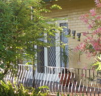 Flying Spur Motel - Holiday Adelaide