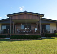 Fraser Views bed and breakfast - Holiday Adelaide