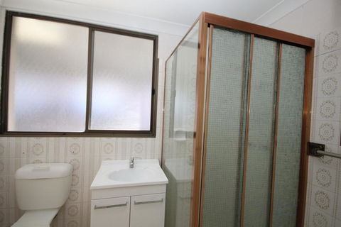 FRASERS COTTAGE- 23 Castle St Laurieton - Holiday Adelaide 1