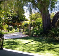 Friends Holiday House - Holiday Adelaide