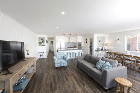 FYNE SHORES - Holiday Adelaide 2